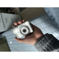 니콘 쿨픽스 L23