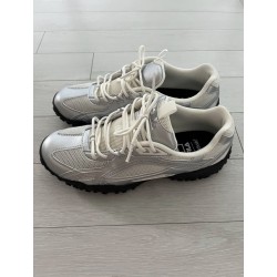 휠라 에샤페 실버문